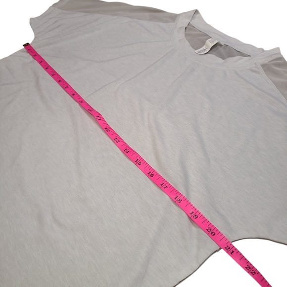 Athleta Mesh Shoulder Active Tee Women’s Small White Short Sleeve Workout Tee - Picture 9 of 11